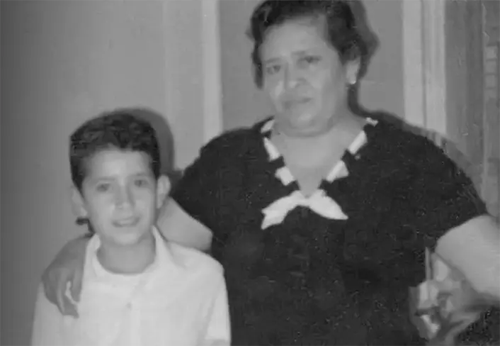 Noel y Mamá Chuy