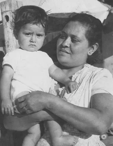 Noel y Mama Chuy