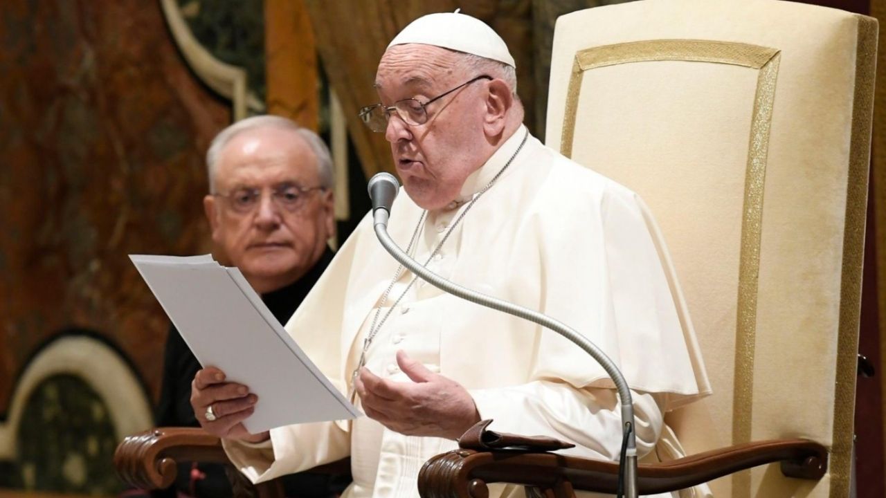 You are currently viewing El Papa Francisco presenta el “identikit del buen comunicador”