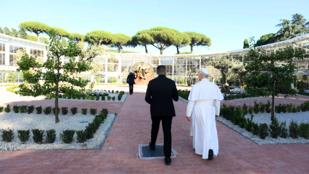 You are currently viewing El Papa inaugura el Borgo Laudato si’ en Castel Gandolfo
