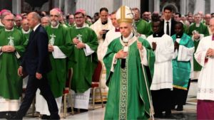 Read more about the article Construyamos una Iglesia humilde y acogedora al servicio del mundo: Papa León XIV