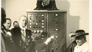 Read more about the article ¡Feliz cumpleaños, Radio Vaticana! 95 años al servicio del Papa