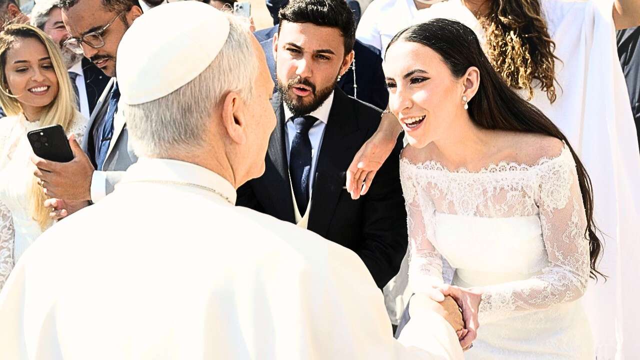 You are currently viewing Amoris laetitia: el Papa convoca a los obispos del mundo a una cumbre sobre la familia