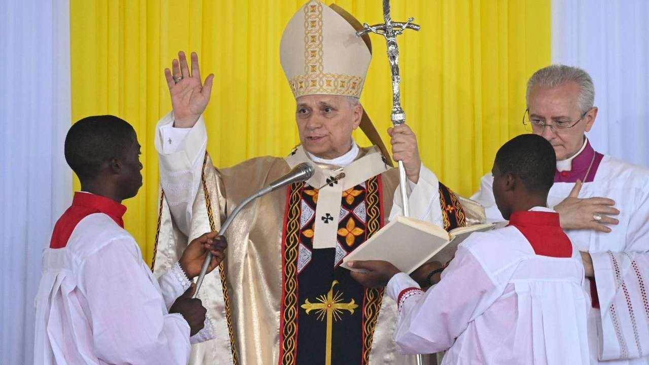 You are currently viewing “Ahora es el momento de la paz”: el clamor del Papa León XIV en una Camerún herida