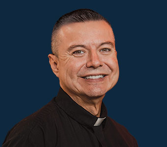 Padre Mario Torres