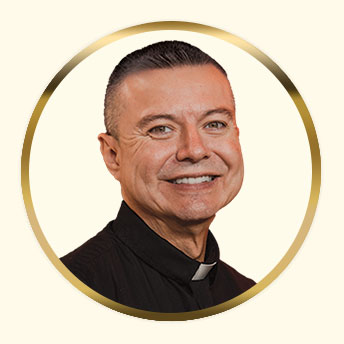 Padre Mario Torres